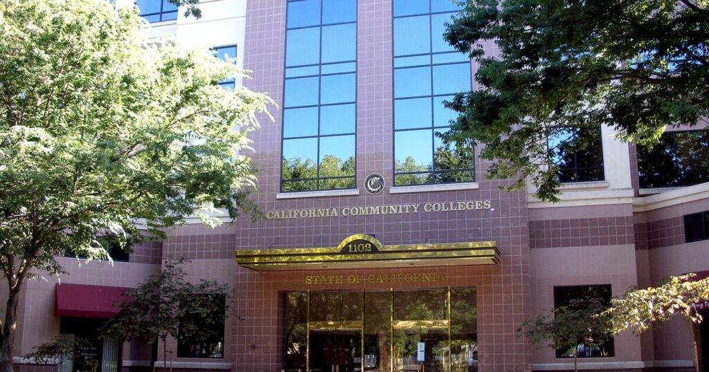California Community Colleges Seek Approval for Blocked Bachelor’s Degrees California Community Colleges Seek Approval for Blocked Bachelor's Degrees