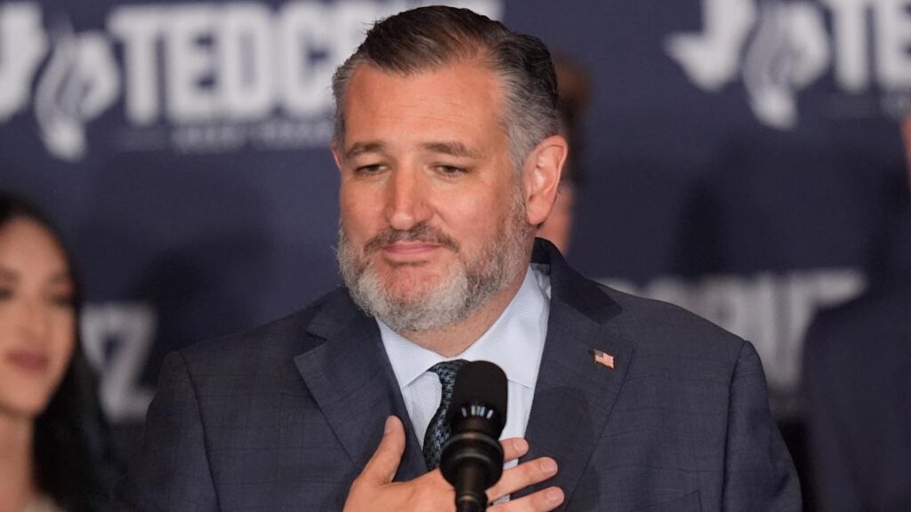 Ted Cruz Seen Traveling as Winter Storm Approaches Texas Ted Cruz Seen Traveling as Winter Storm Approaches Texas