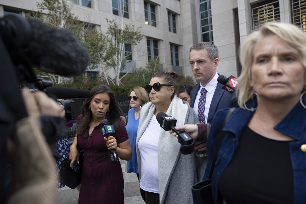 Governments Struggling to Overcome Corruption Image