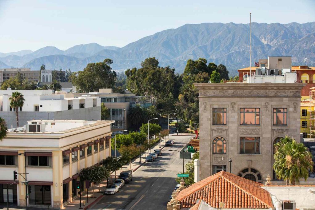 Top 8 Retirement Destinations in California