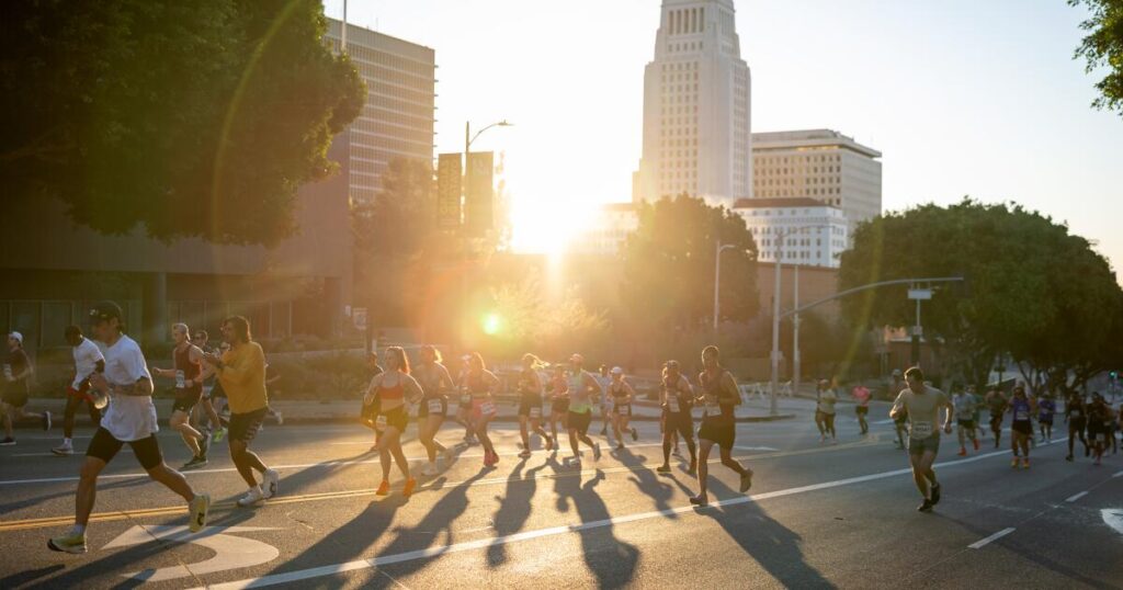 Los Angeles Faces Milder Santa Ana Winds and Heat Wave