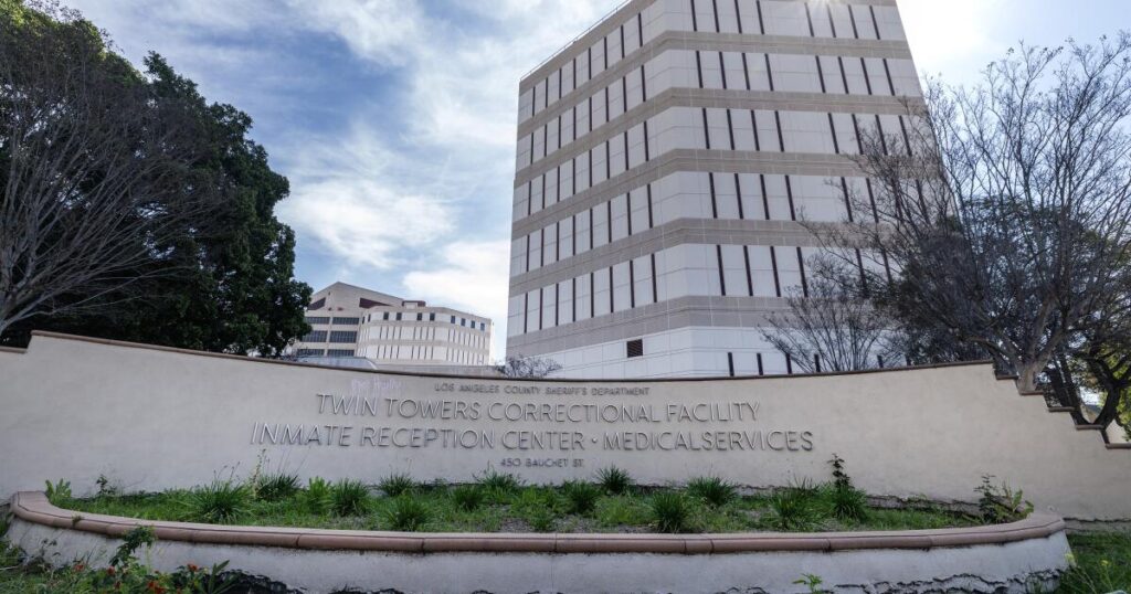 Sheriff Urges Federal Review of L.A. Jails Following Inmate Deaths Sheriff Urges Federal Review of L.A. Jails Following Inmate Deaths