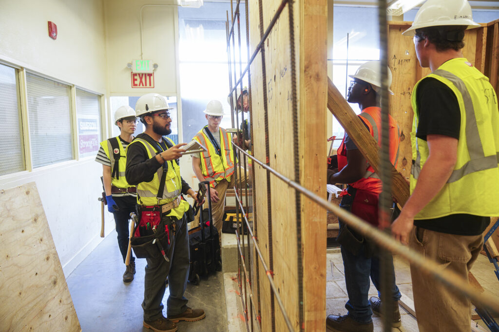 Explore Local Community Colleges for Construction Job Training in LA