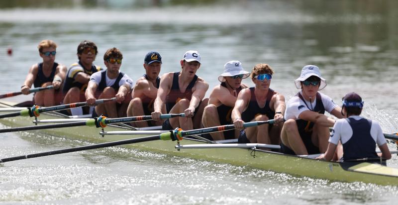 Men’s Rowing Dominates at California Classic Men's Rowing Dominates at California Classic